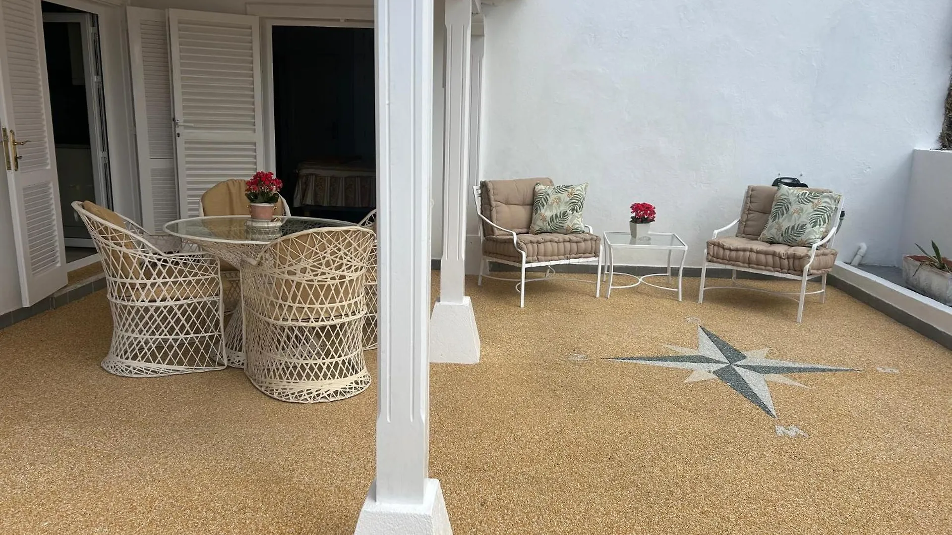 Schoenes Apartment - Ruhig - Aussenpool La Orotava