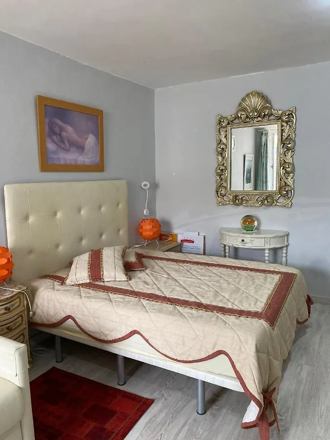 Schoenes Apartment - Ruhig - Aussenpool La Orotava