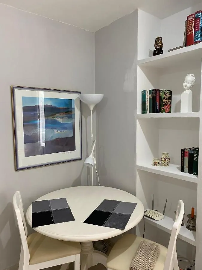 Schoenes Apartment - Ruhig - Aussenpool La Orotava