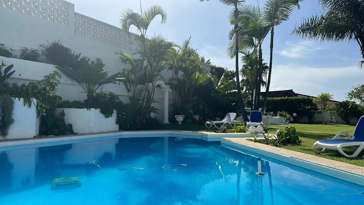 Schoenes Apartment - Ruhig - Aussenpool La Orotava